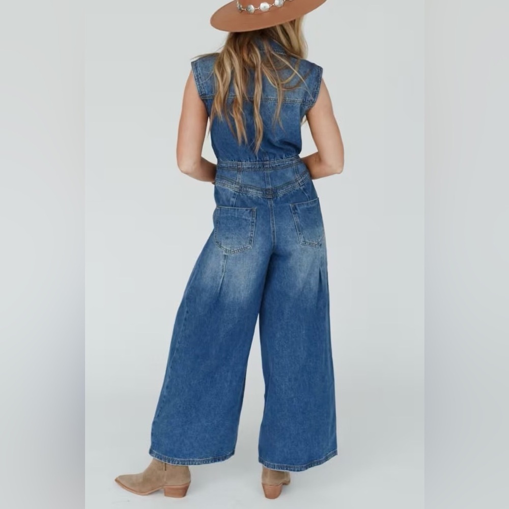 NWT Bluivy Denim Sleeveless Button Up Barrel Horseshoe Jean Jumper Jumpsuit - Picture 7 of 9